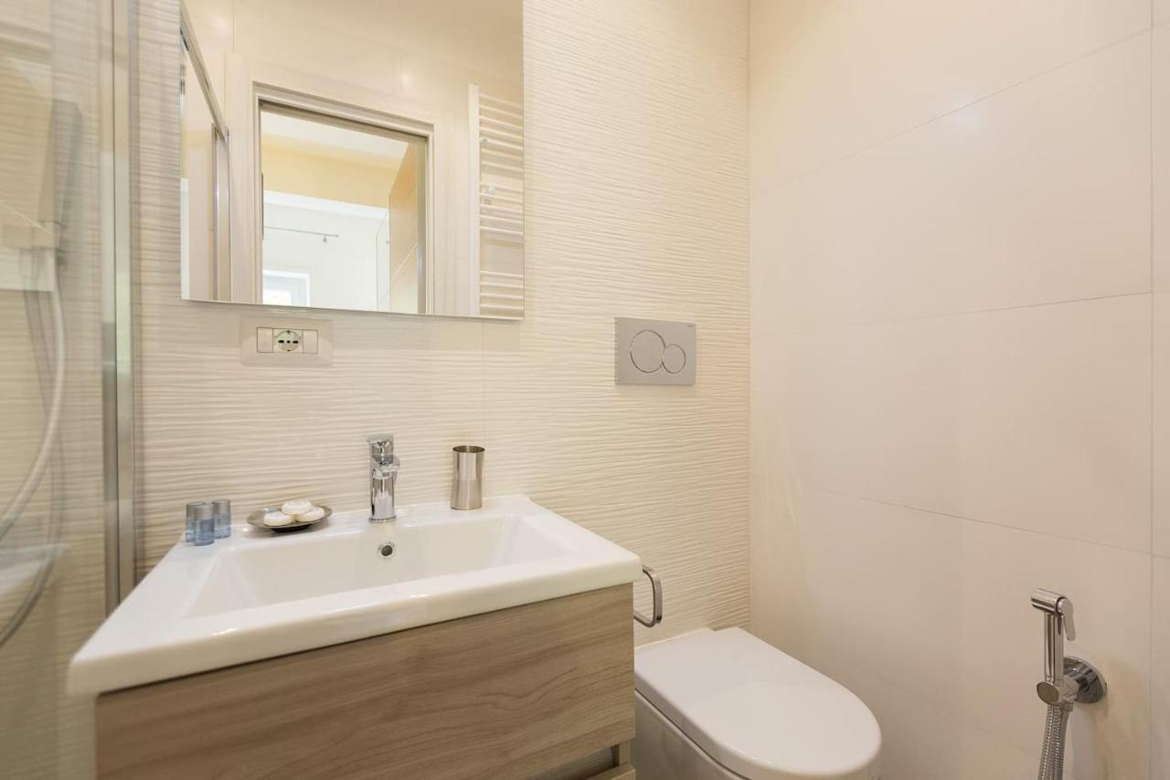 Lovely New Apartament, Viale Trastevere Apartment